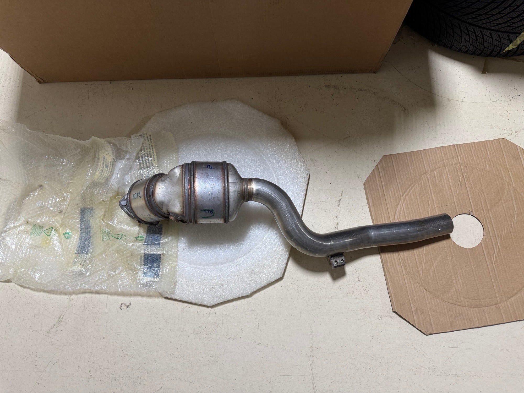 Maserati LH Catalytic Converter - 220415