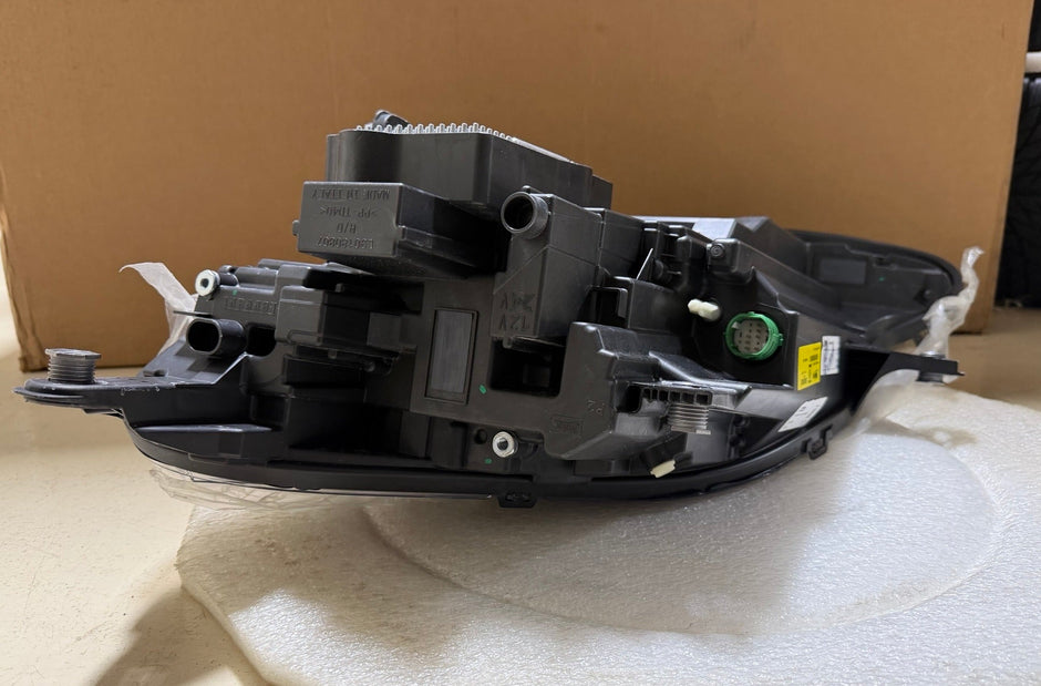 Ferrari F8 RH Headlamp - 873238