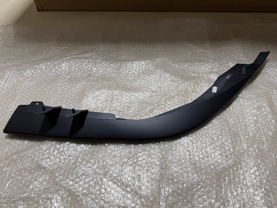 Ferrari F8 RH Lower Aero Splitter - 985862641