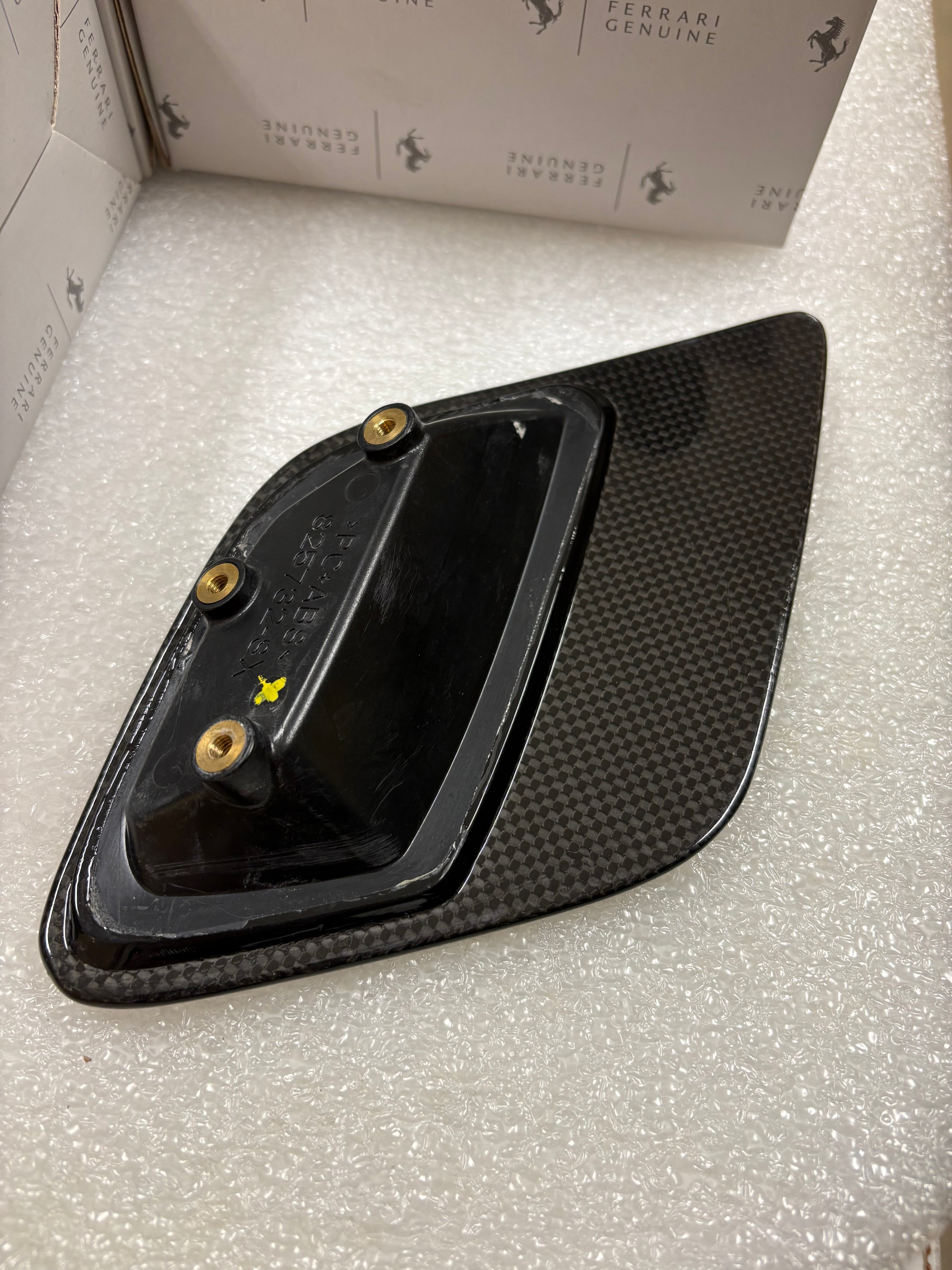 GTC4Lusso Carbon Fiber Lateral Air Intake Kit - 70004160