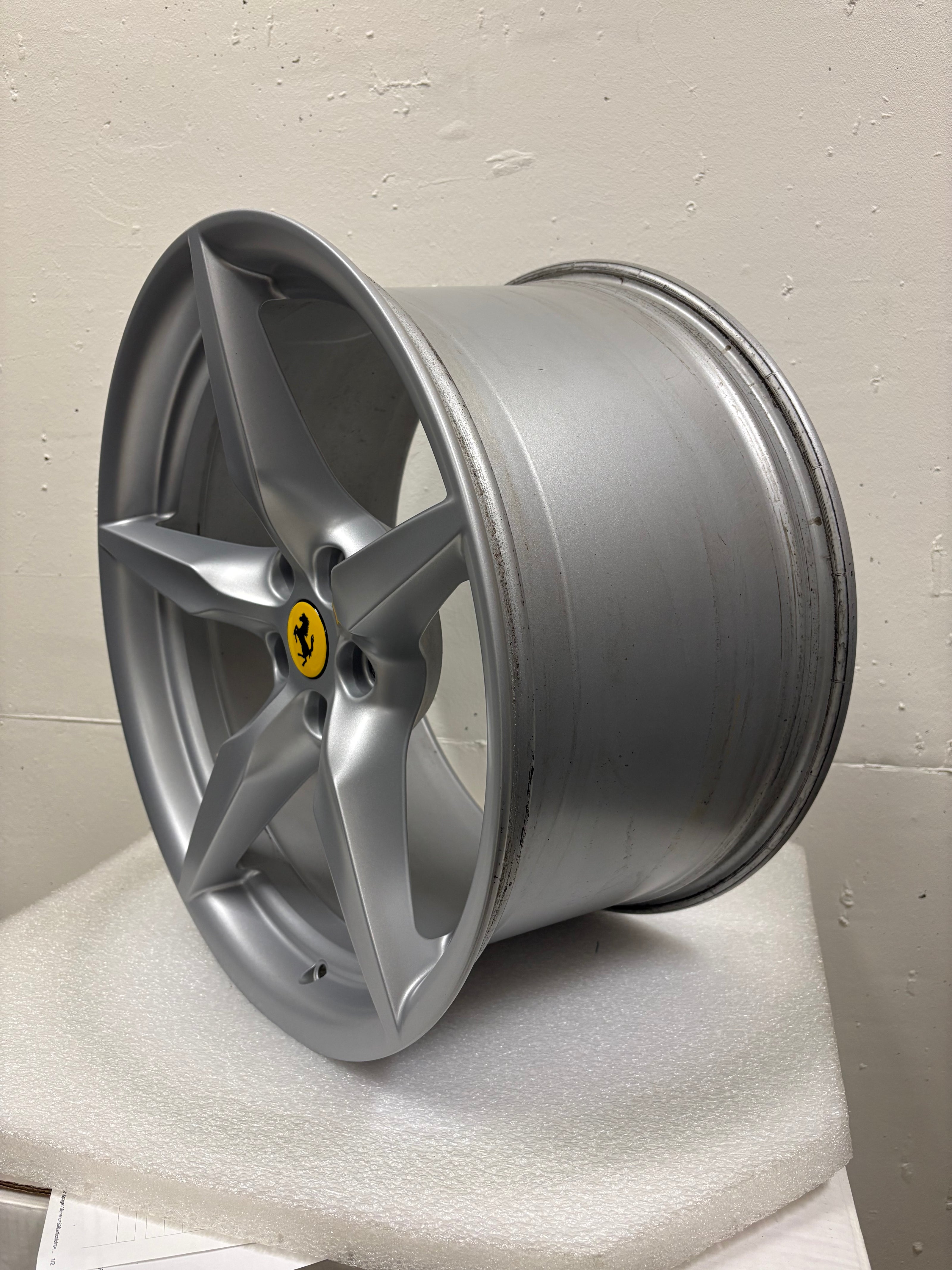Ferrari OEM 20