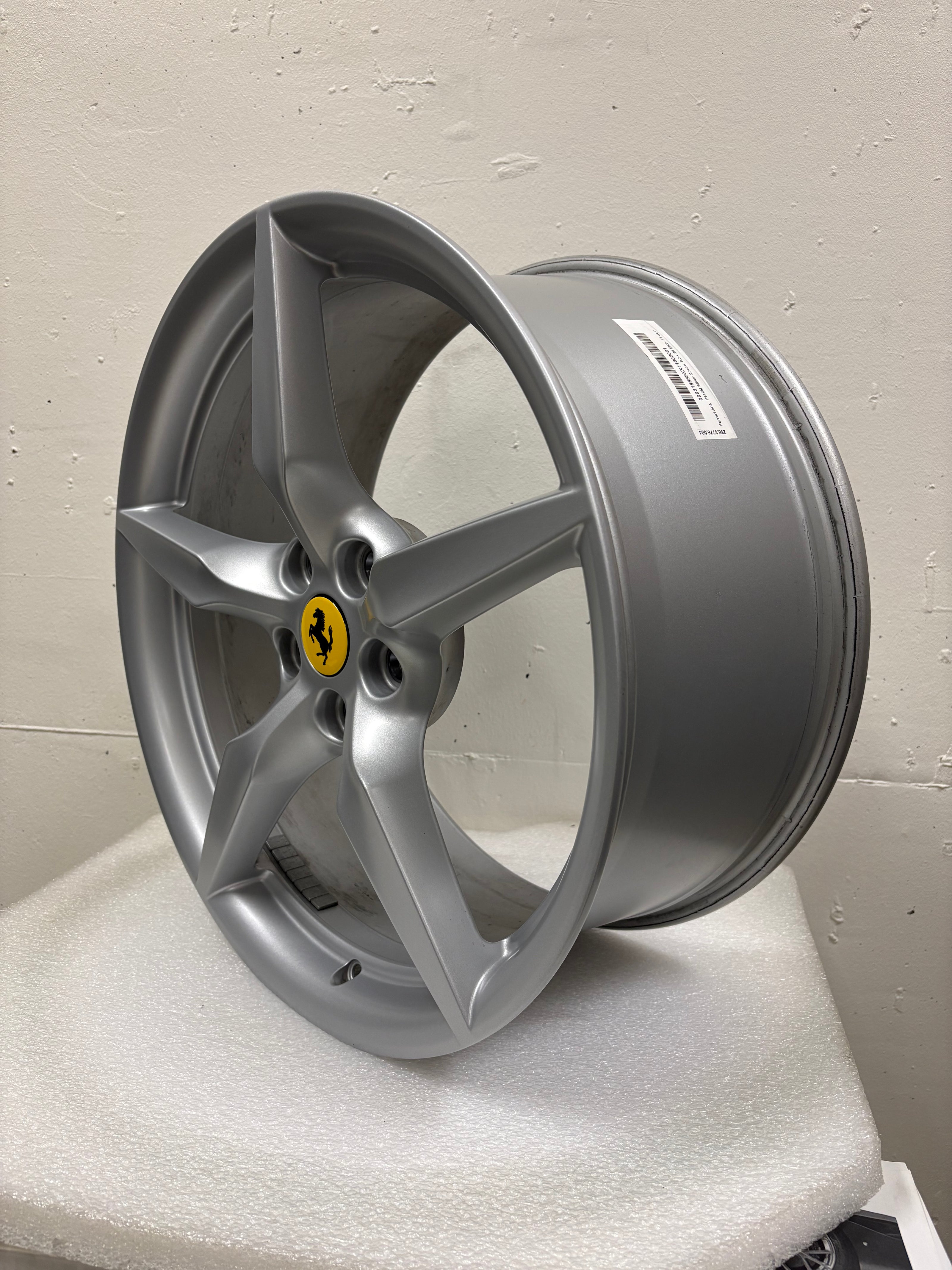 Ferrari OEM 20